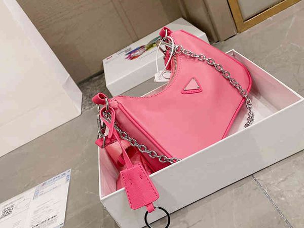 2021 tote new women's re-edition tote nylon leather shoulder bag luxury designer women's shoulder bag crossbody bags handbag
2021 tote new women's re-edition tote nylon leather shoulder bag luxury designer women's shoulder bag crossbody bags handbag