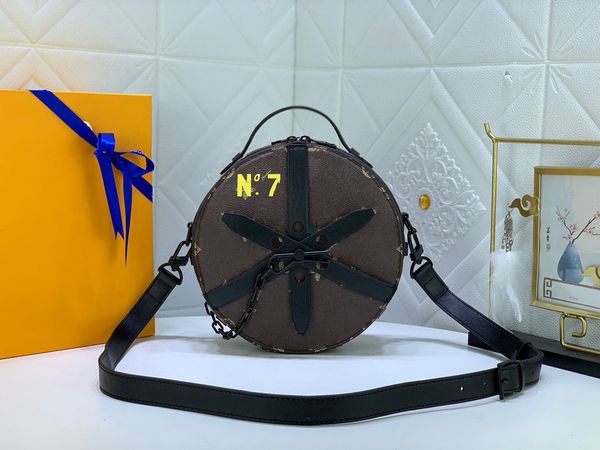 m59706 vertical box women men bag round shape n°7 handbag purse original cowhide canvas designer shoulderbag crossbody messenger eveningbag
m59706 vertical box women men bag round shape n°7 handbag purse original cowhide canvas designer shoulderbag crossbody messenger eveningbag
