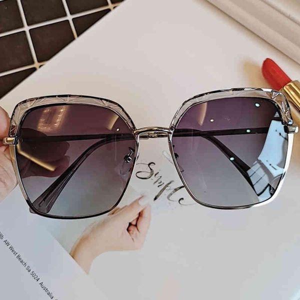 sun glass eyewear new women's polarized sunglasses black eyebrow polygonal sunglasses fashion driving anti ultraviolet glasses with cas, White;black
sun glass eyewear new women's polarized sunglasses black eyebrow polygonal sunglasses fashion driving anti ultraviolet glasses with cas, White;black