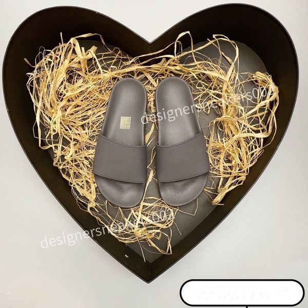 2022 fashion slide sandals slippers for mens womens with original box designer beach flip flops slipper blxc210705, Black
2022 fashion slide sandals slippers for mens womens with original box designer beach flip flops slipper blxc210705, Black