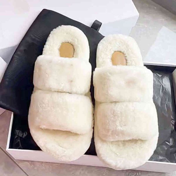 slippers spring and autumn fashionable plush, indoor outdoor wear flip flops, casual flat bottomed cute plush slippers, female, Black
slippers spring and autumn fashionable plush, indoor outdoor wear flip flops, casual flat bottomed cute plush slippers, female, Black
