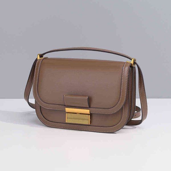 leather women s bag trend korean fashion tofu bag temperament versatile one shoulder messenger small square bag 220516
leather women s bag trend korean fashion tofu bag temperament versatile one shoulder messenger small square bag 220516