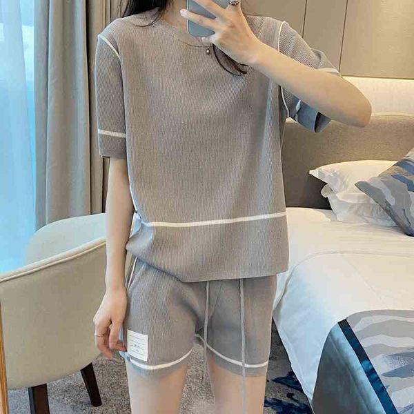 22 summer new tb t shirt pit bar knitting white edge contrast short sleeve fashion simple short versatile ice hemp t-shirt trend classic fou
22 summer new tb t shirt pit bar knitting white edge contrast short sleeve fashion simple short versatile ice hemp t-shirt trend classic fou