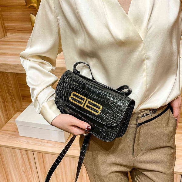 2022 spring and summer new fashion armpit bag b chain small square crocodile pattern women's single shoulder messenger bag
2022 spring and summer new fashion armpit bag b chain small square crocodile pattern women's single shoulder messenger bag