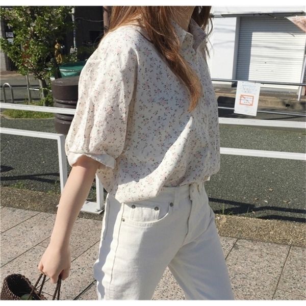 chic foreign fresh small floral singlebreasted puff sleeve shirt blouse female summer y200622, White 
chic foreign fresh small floral singlebreasted puff sleeve shirt blouse female summer y200622, White