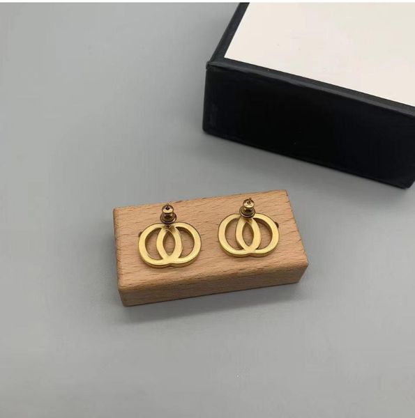 brand designers ear studs pierce fashion womens double g letter stud gold 24k simple luxurys retro earrings for designer jewelry 2 pairs cle, Golden
brand designers ear studs pierce fashion womens double g letter stud gold 24k simple luxurys retro earrings for designer jewelry 2 pairs cle, Golden