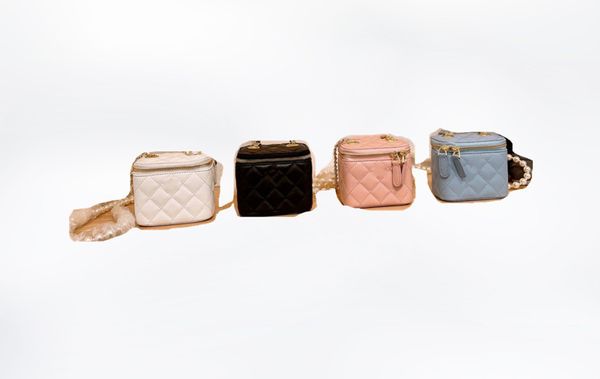 12 cm pearl chain famous designer of luxury boxes bags adjustable shoulder straps quilting cross body mini vanity lady handbags leather qual
12 cm pearl chain famous designer of luxury boxes bags adjustable shoulder straps quilting cross body mini vanity lady handbags leather qual