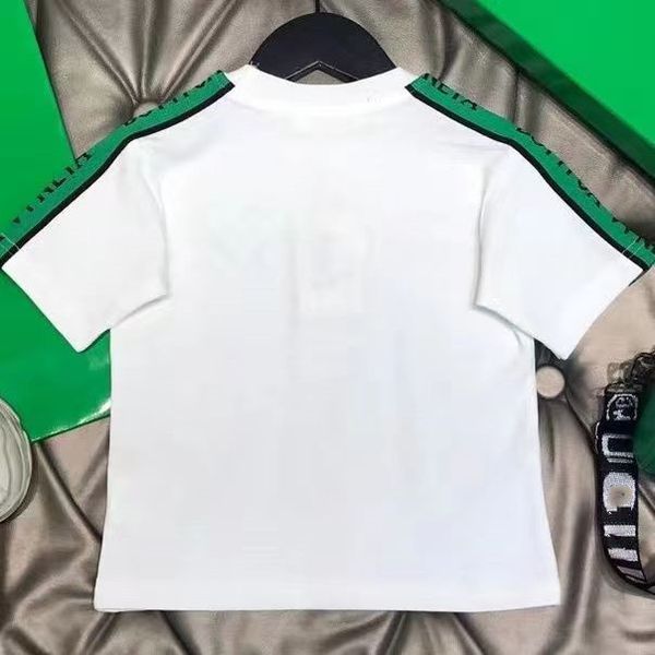 2022 childrens set suit t-shirt boy girl sets kids short sleeve child designer clother with letter cotton white black size 90-160
2022 childrens set suit t-shirt boy girl sets kids short sleeve child designer clother with letter cotton white black size 90-160