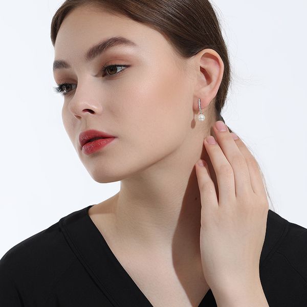 simple zircon stud earrings s925 sterling silver pearl earings ladies fashion earring jewelry wholesale, Golden;silver
simple zircon stud earrings s925 sterling silver pearl earings ladies fashion earring jewelry wholesale, Golden;silver
