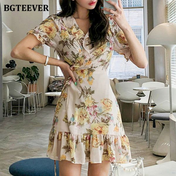 v-neck ruffles floral mini dress for women elegant short sleeve lace-up one piece female chiffon vestidos 2021 summer, Black;gray
v-neck ruffles floral mini dress for women elegant short sleeve lace-up one piece female chiffon vestidos 2021 summer, Black;gray