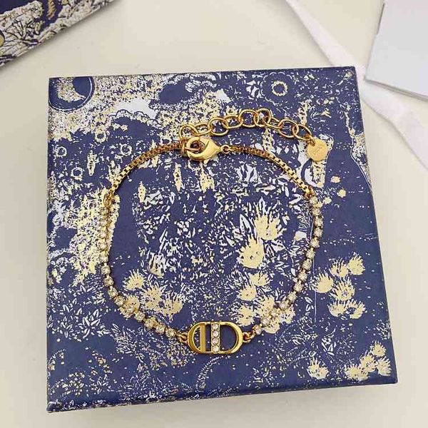 d family small diamond inlaid letter light sense bracelet2022 luxury brand fashion design versatile ladies bracelet, Black
d family small diamond inlaid letter light sense bracelet2022 luxury brand fashion design versatile ladies bracelet, Black
