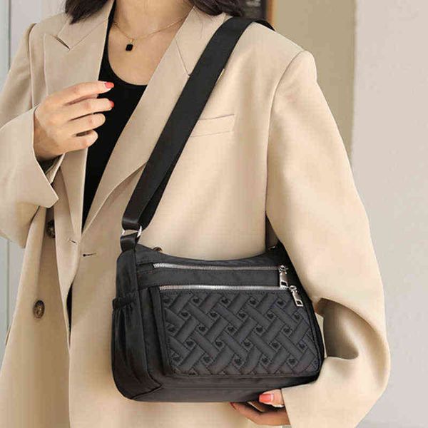 women shoulder bag waterproof nylon oxford crossbody bag female large capacity handbags fashion purse travel messenger bags g220519
women shoulder bag waterproof nylon oxford crossbody bag female large capacity handbags fashion purse travel messenger bags g220519