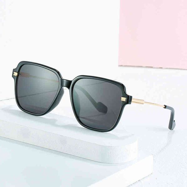 sunglasses fashion sunglasses korean version net red same selling men's and women's general glasses 4hlr, White;black
sunglasses fashion sunglasses korean version net red same selling men's and women's general glasses 4hlr, White;black