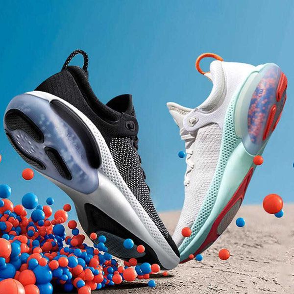 2020 new running shoes joy run mens women sneaker fashion shoe triple black white platinum racer blue designers sports sneakers utility
2020 new running shoes joy run mens women sneaker fashion shoe triple black white platinum racer blue designers sports sneakers utility