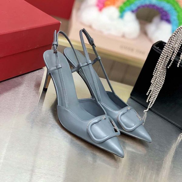 2023 the new heels summer one-button shallow heel sandal for women with pointy leather patent nude high heel, Black
2023 the new heels summer one-button shallow heel sandal for women with pointy leather patent nude high heel, Black