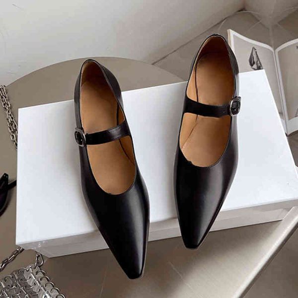 sandals pointed single shoes women's shallow mouth autumn flat bottom small leather one-line buckle mary jane, Black
sandals pointed single shoes women's shallow mouth autumn flat bottom small leather one-line buckle mary jane, Black