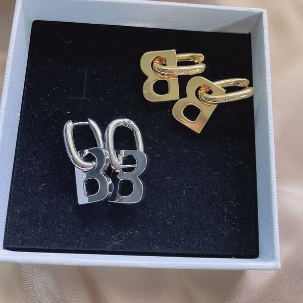 fashion women dangle pearls earring hoop new unique shaped brand b letters pendant with logo shiny non-fading ladies chandelier earrings b0-, Silver
fashion women dangle pearls earring hoop new unique shaped brand b letters pendant with logo shiny non-fading ladies chandelier earrings b0-, Silver