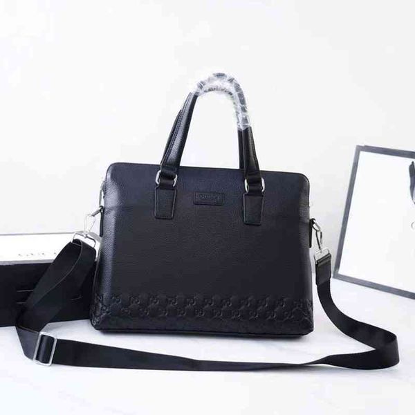 designers new cowhide fashion casual men's briefcase premium business handbag luxury bags, Black;red
designers new cowhide fashion casual men's briefcase premium business handbag luxury bags, Black;red