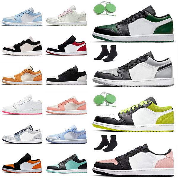 black toe 1 low jumpman classic basketball shoes men women ceramic aluminum unc 1s designer sneakers paint splatter bleached coral trainers
black toe 1 low jumpman classic basketball shoes men women ceramic aluminum unc 1s designer sneakers paint splatter bleached coral trainers