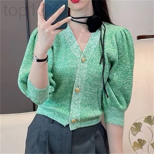 women's knits & tees designer mo ~ 22 spring and summer new product green ring yarn bubble sleeve v-neck slim fit thin gold button shor, White
women's knits & tees designer mo ~ 22 spring and summer new product green ring yarn bubble sleeve v-neck slim fit thin gold button shor, White