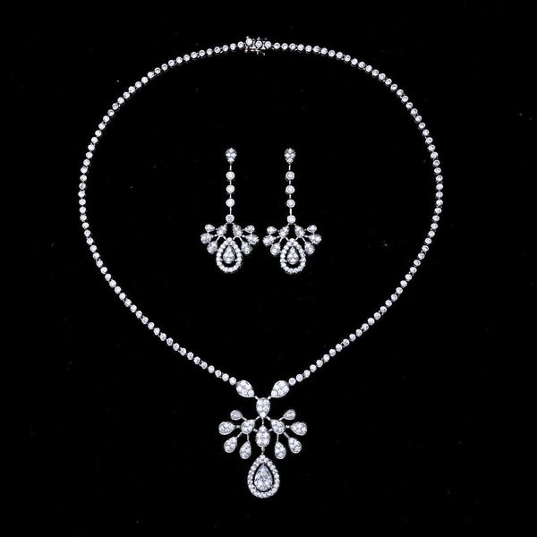 new celebrity star same necklace earring set bride wedding party dress zircon necklace, Golden;silver
new celebrity star same necklace earring set bride wedding party dress zircon necklace, Golden;silver
