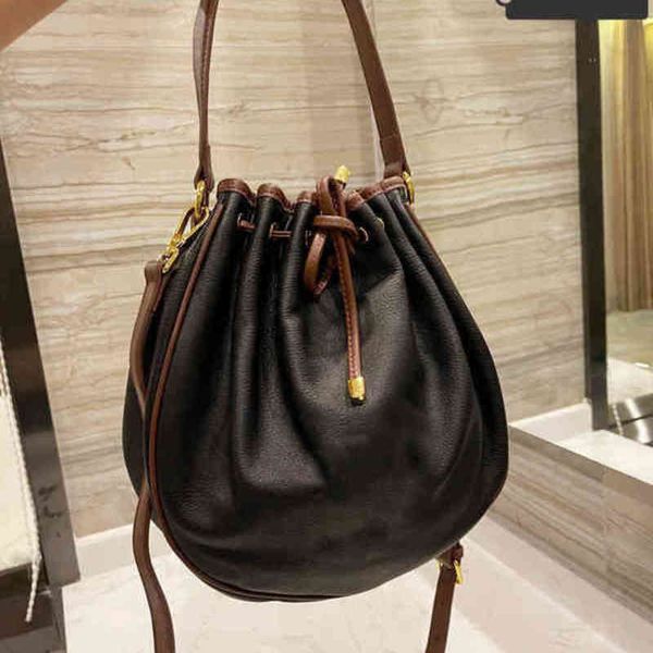 shoulder bags luxury ladies bucket tote women balck handbag leather large capacity messenger designer crossbody female purses 220125
shoulder bags luxury ladies bucket tote women balck handbag leather large capacity messenger designer crossbody female purses 220125