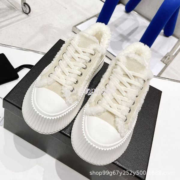dress shoes cotton shoes women's fashion in winter small fragrance pine cake bottom increased milk fufu plus plush board ins, Black
dress shoes cotton shoes women's fashion in winter small fragrance pine cake bottom increased milk fufu plus plush board ins, Black