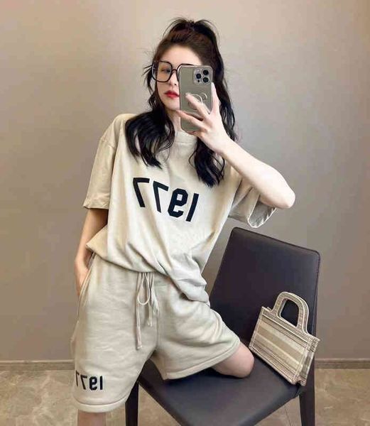 50% discount 1977 god essentials fear of digital stereo glue suede high street style men's and women's short sleeve t-shirt factor, White;black
50% discount 1977 god essentials fear of digital stereo glue suede high street style men's and women's short sleeve t-shirt factor, White;black