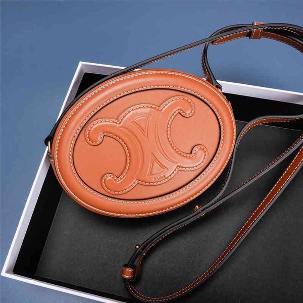 2022 new c family triumphal arch moon shoulder msenger women's leather2022 luxury brand fashion design versatile ladies bags
2022 new c family triumphal arch moon shoulder msenger women's leather2022 luxury brand fashion design versatile ladies bags