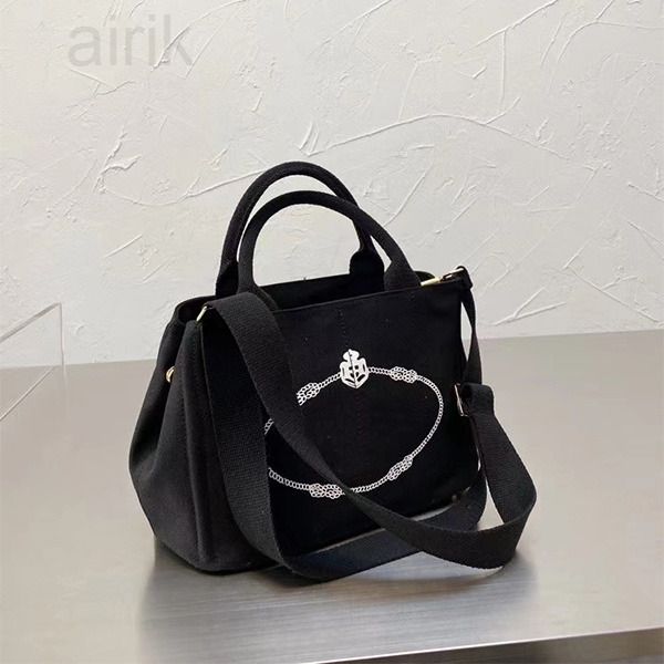 ladies messenger bag fashion handbag canvas shoulder bag 3 in 1 brand high-end luxury
ladies messenger bag fashion handbag canvas shoulder bag 3 in 1 brand high-end luxury