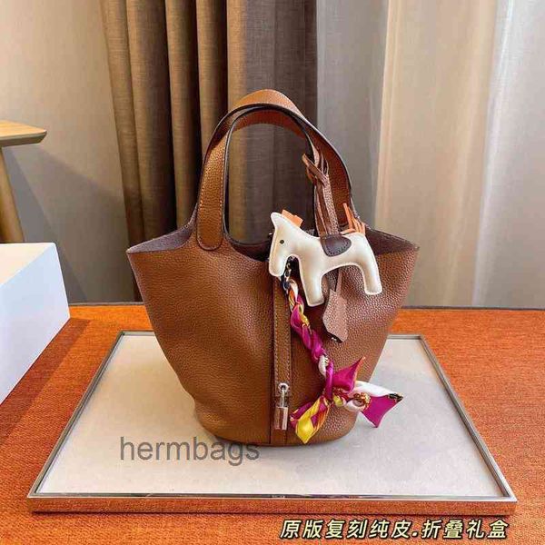 herme bag evening cowhide bags 2022 picotin herbag h handbags lock portable designer litchi bucket handbag jxf4
herme bag evening cowhide bags 2022 picotin herbag h handbags lock portable designer litchi bucket handbag jxf4
