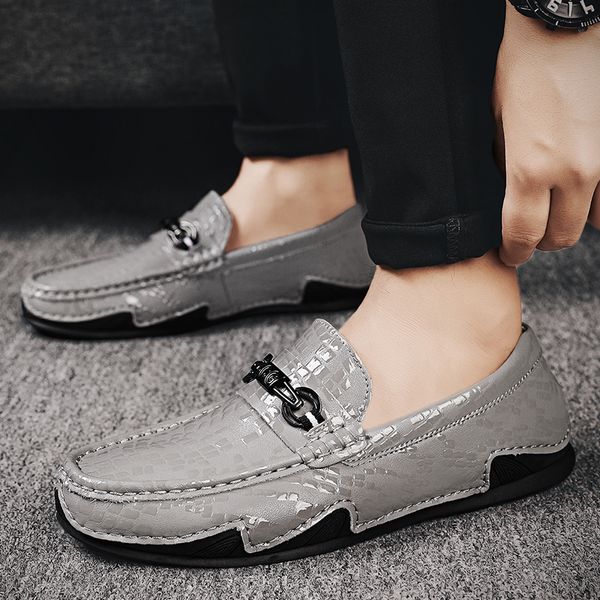 Fashion New High Quality Loafers Men Shoes Solid Color PU Classic Square Toe Flat Bottom Comfortable Casual Simple British Small Leather Shoes DP424, Clear
Fashion New High Quality Loafers Men Shoes Solid Color PU Classic Square Toe Flat Bottom Comfortable Casual Simple British Small Leather Shoes DP424, Clear