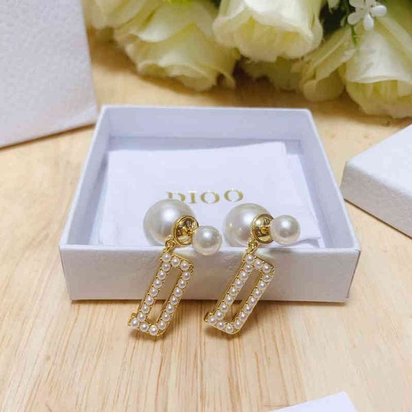women's fashion personality trend new brand earrings wholesale dijia dejia letter full diamond pearl simple and versatile, Silver
women's fashion personality trend new brand earrings wholesale dijia dejia letter full diamond pearl simple and versatile, Silver