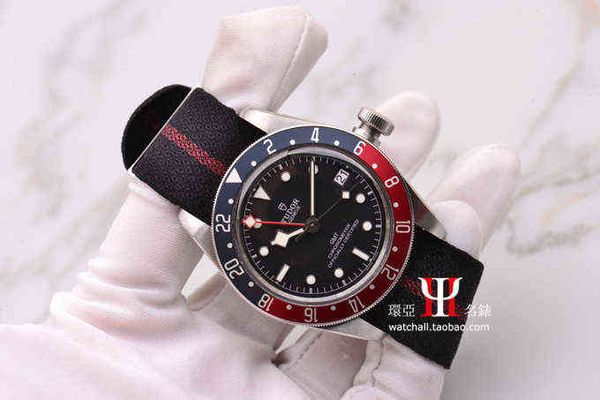 fashion watches mens montre diamond movement luxury designer watch fashion women's men's tudors 98gw, Slivery;golden
fashion watches mens montre diamond movement luxury designer watch fashion women's men's tudors 98gw, Slivery;golden