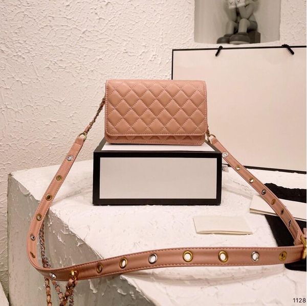 fashion classic ladies shoulder bag tote bag crocodile pattern leather famous luxury designer detachable gold chain
fashion classic ladies shoulder bag tote bag crocodile pattern leather famous luxury designer detachable gold chain