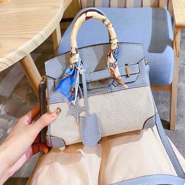 designers women large capacity tote bags canvas female messenger purses lady handbags shoulder crossbody bag fashion totes handbag 25cm 30cm
designers women large capacity tote bags canvas female messenger purses lady handbags shoulder crossbody bag fashion totes handbag 25cm 30cm