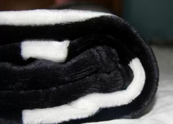 c black white blanket 130x150cm 150x200cm coral leece throws sofa/bed/plane travel plaids towel blanket vip gift
c black white blanket 130x150cm 150x200cm coral leece throws sofa/bed/plane travel plaids towel blanket vip gift