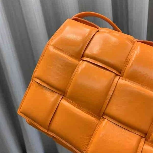 the venetas bottegas comparison support of cassette women's triangle buckle oil wax lear bag vb pillow tofu1 4si9
the venetas bottegas comparison support of cassette women's triangle buckle oil wax lear bag vb pillow tofu1 4si9