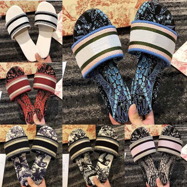 designer slippers fashion shoes women sandals paris embroidery sandal floral brocade flip flops striped beach genuine leather dazzle flowers, Black
designer slippers fashion shoes women sandals paris embroidery sandal floral brocade flip flops striped beach genuine leather dazzle flowers, Black