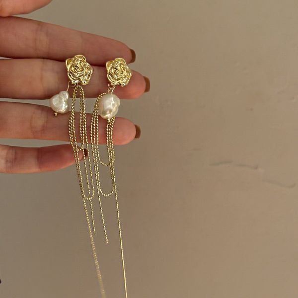 925 silver needle rose baroque vintage pearl earrings flower long metal tassel french fashion earrings for women, Golden
925 silver needle rose baroque vintage pearl earrings flower long metal tassel french fashion earrings for women, Golden