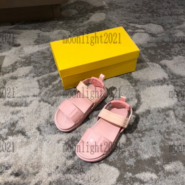 22ss summer high-end kids sandals brand designer non-slip wear-resistant rubber outsole sports shoes size 26-35 boys casual shoes leather sn, Black;red
22ss summer high-end kids sandals brand designer non-slip wear-resistant rubber outsole sports shoes size 26-35 boys casual shoes leather sn, Black;red