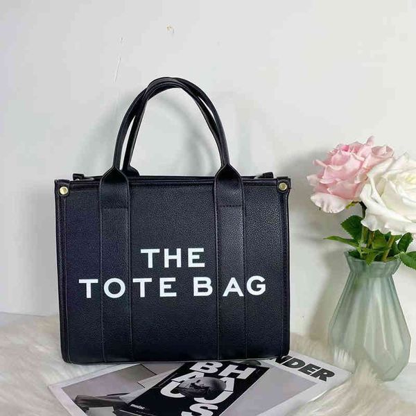 marc tote bag evening s handbag deigner luxuriou leather beach shoulder fahion letter crobody women wallet meenger 220526
marc tote bag evening s handbag deigner luxuriou leather beach shoulder fahion letter crobody women wallet meenger 220526