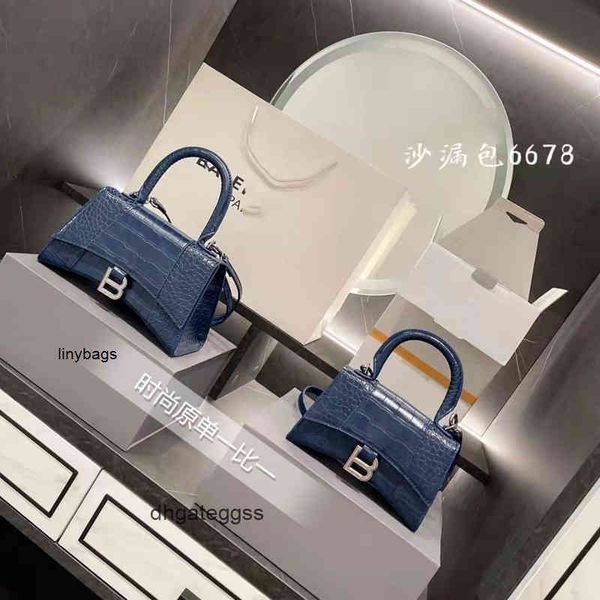 balencaigass handbags italy new hourglass bags designers handbag leather version hourglass shaped bag crocodile pattern high sense has dc70
balencaigass handbags italy new hourglass bags designers handbag leather version hourglass shaped bag crocodile pattern high sense has dc70