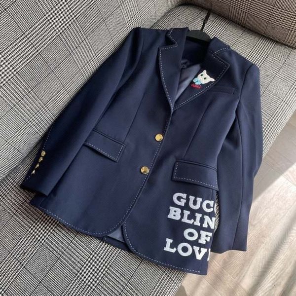men's jackets spring and summer letter embroidery senior suit korean british style fashion coat, Black;brown
men's jackets spring and summer letter embroidery senior suit korean british style fashion coat, Black;brown