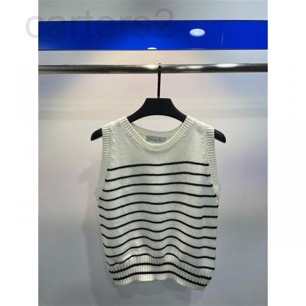 women's knits & tees designer chaopai 22 early spring new classic color stripe is great to wear alone and inside. it's a very temp, White
women's knits & tees designer chaopai 22 early spring new classic color stripe is great to wear alone and inside. it's a very temp, White