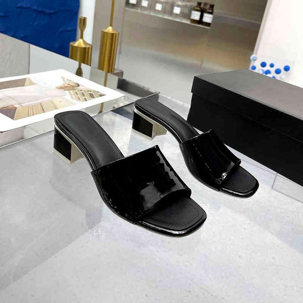women slippers summer sliders sandals fashion quality slide flat designer for fashion candy colors ladies scuffs sandal woman slides shoes 0, Black
women slippers summer sliders sandals fashion quality slide flat designer for fashion candy colors ladies scuffs sandal woman slides shoes 0, Black