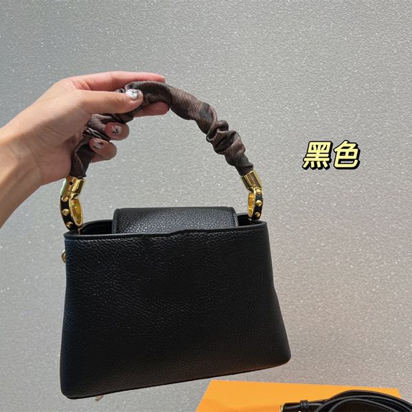 5aaaaa new designer mini capucines bb chain messenger bag shoulder bag cowhide grain material size 20x14cm
5aaaaa new designer mini capucines bb chain messenger bag shoulder bag cowhide grain material size 20x14cm