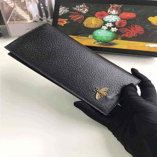 1 ggs lvs louiseity viutonitys louiss vuttonss put brand bags long size fold bag pouches men can clutches ps black wallet 9x17.5x2c fjjm, Red;black
1 ggs lvs louiseity viutonitys louiss vuttonss put brand bags long size fold bag pouches men can clutches ps black wallet 9x17.5x2c fjjm, Red;black