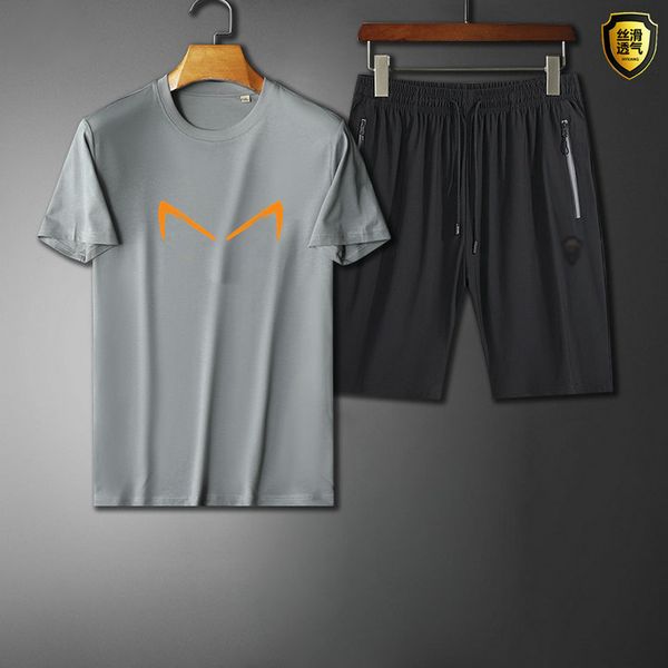 2022s men's designer brand logo sportswear 2 sets of fashion summer casual sportswear classic printed on men's short sleeves and s, Gray
2022s men's designer brand logo sportswear 2 sets of fashion summer casual sportswear classic printed on men's short sleeves and s, Gray