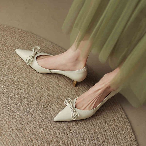 sandals spring pointed shallow mouth thin heel single shoe simple korean comfortable bow set foot high heels 8669, Black
sandals spring pointed shallow mouth thin heel single shoe simple korean comfortable bow set foot high heels 8669, Black